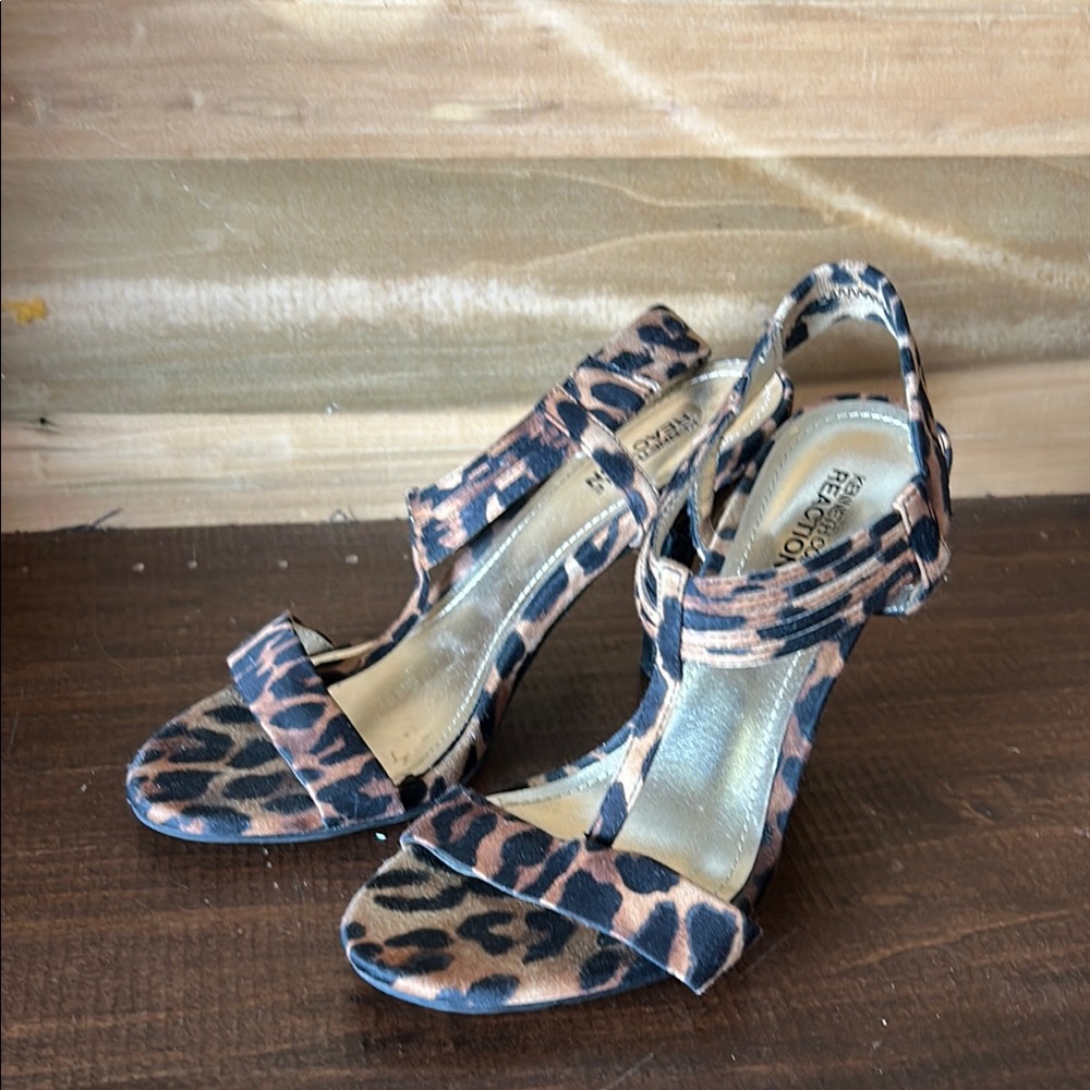 Kenneth Cole leopard print Stiletto Heels